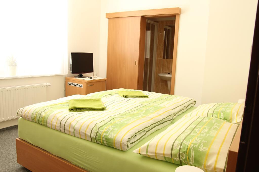 Penzion Bobule Stare Mesto  Room photo